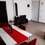 Lave Ii Cozy House * Ližnjan