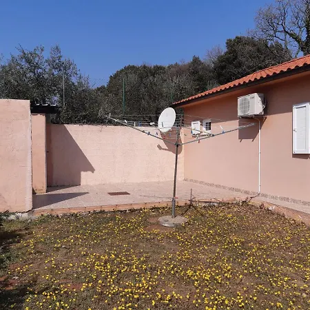 Prázdninový dům Lave Ii Cozy House Ližnjan