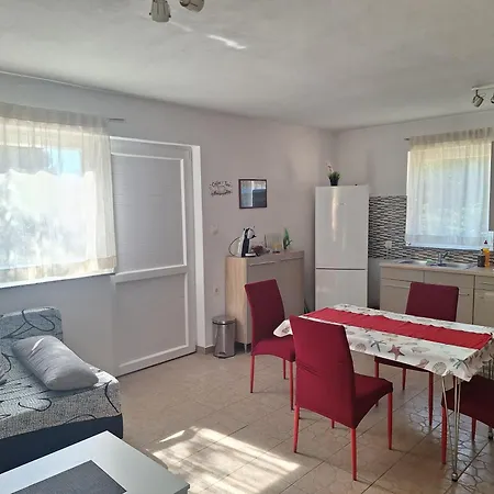 Lave Ii Cozy House Ližnjan